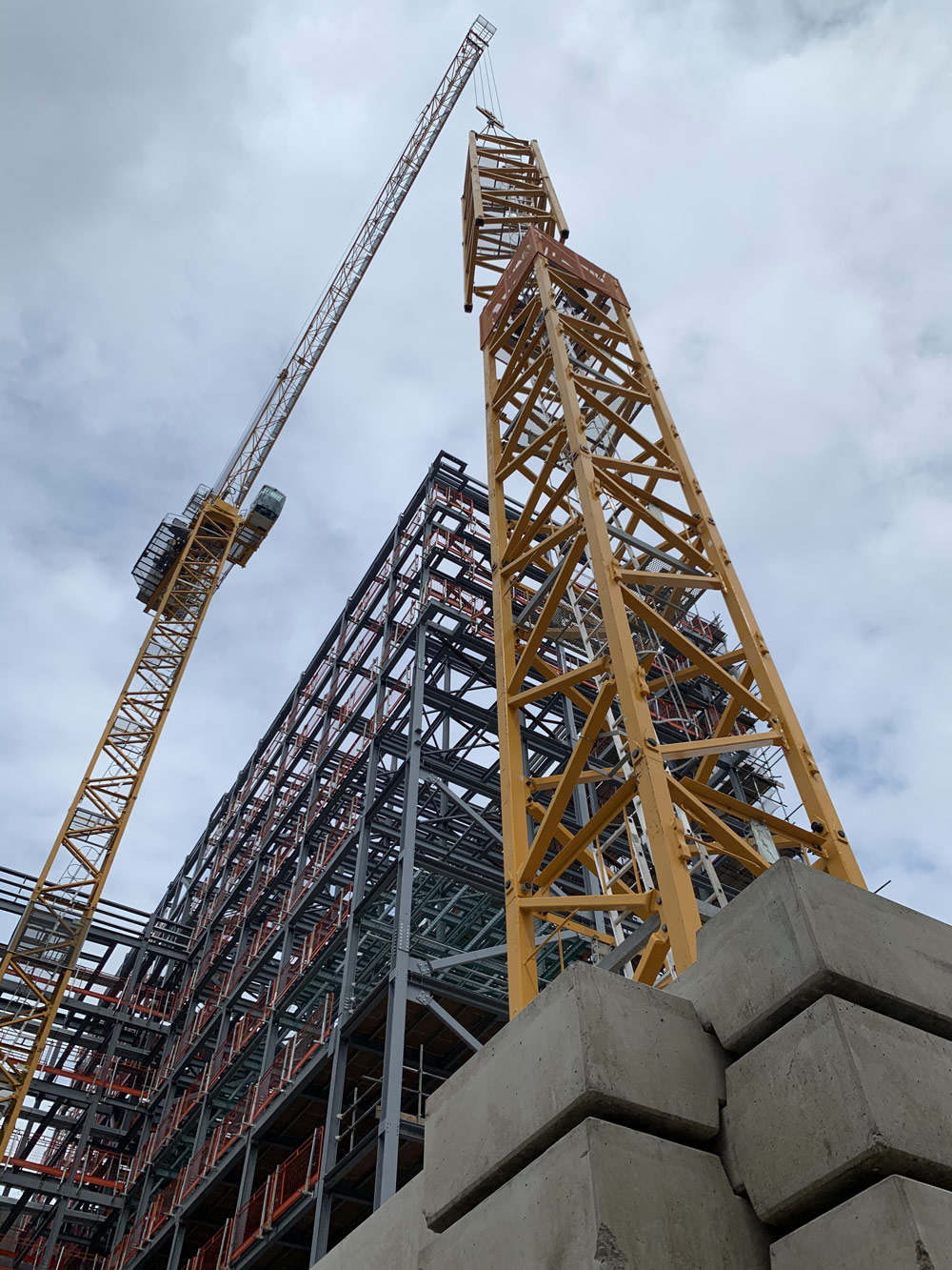 Первый Potain MRH 175 от Radius Group с легкостью справится с перегруженными строительными площадками в центре города