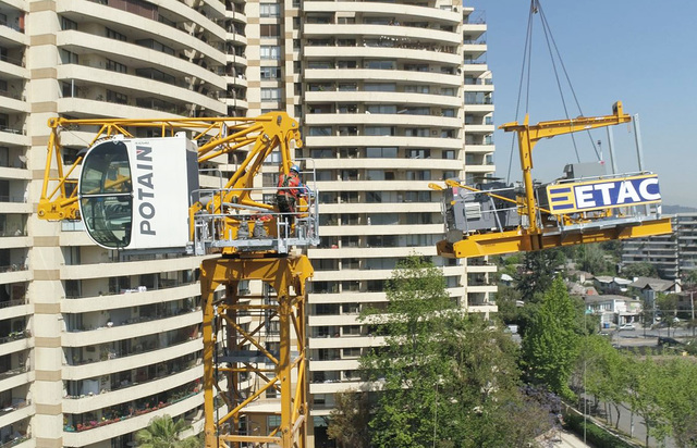 Башенный кран Potain MCH 125 в Чили